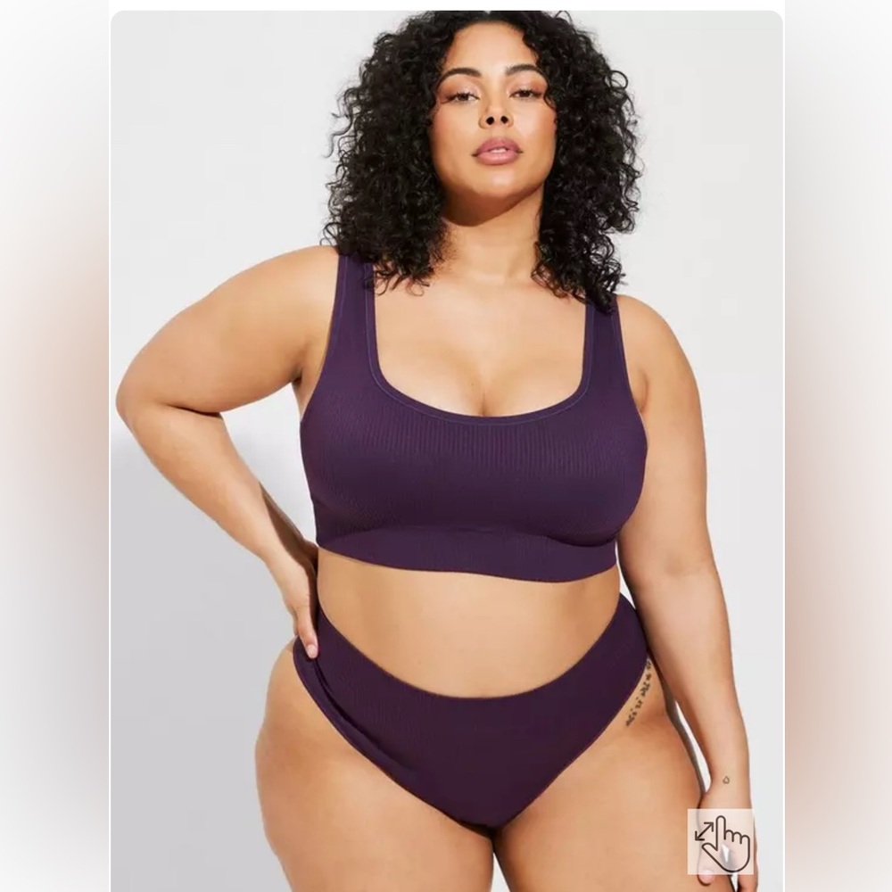 Torrid Seamless Ribbed Lightly Lined Bralette & High-Rise Thong Panty Set Size 2